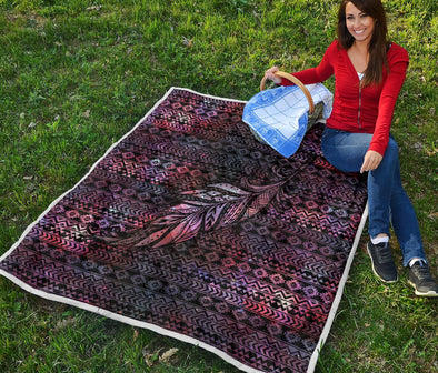 Aztec Feather Premium Quilt - Crystallized Collective