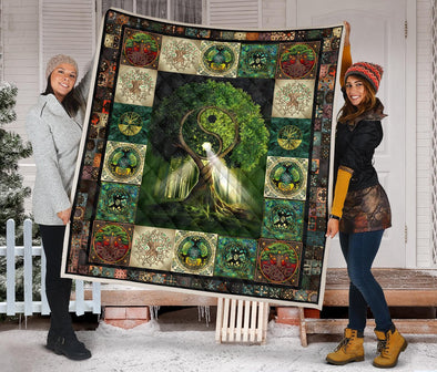 Celtic Tree of Life Premium Quilt - Crystallized Collective