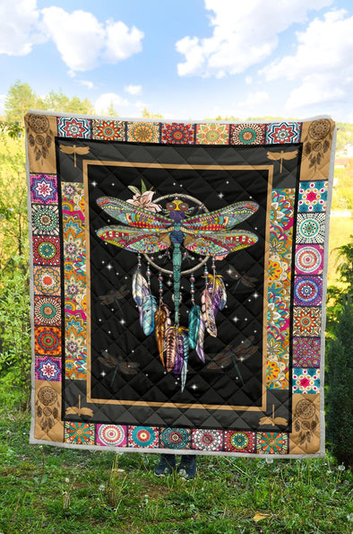 Dreamcatcher Dragonfly Quilt - Crystallized Collective