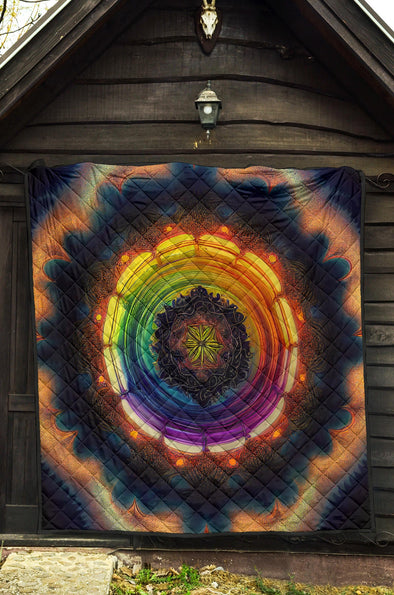 Groovy Mandala Premium Quilt - Crystallized Collective