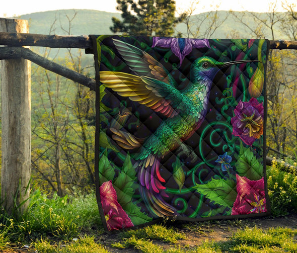 Jungle Hummingbird Premium Quilt - Crystallized Collective