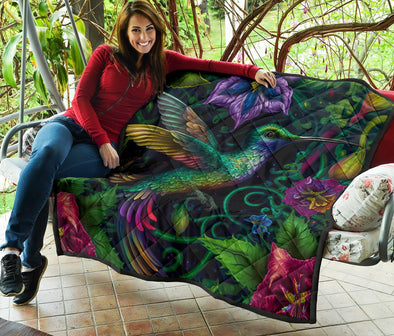 Jungle Hummingbird Premium Quilt - Crystallized Collective